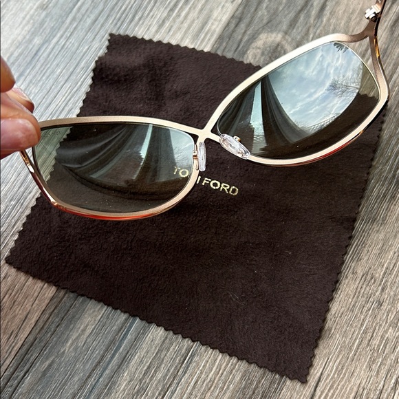 Authentic Tom Ford Rickie Sunglasses - Picture 8 of 9